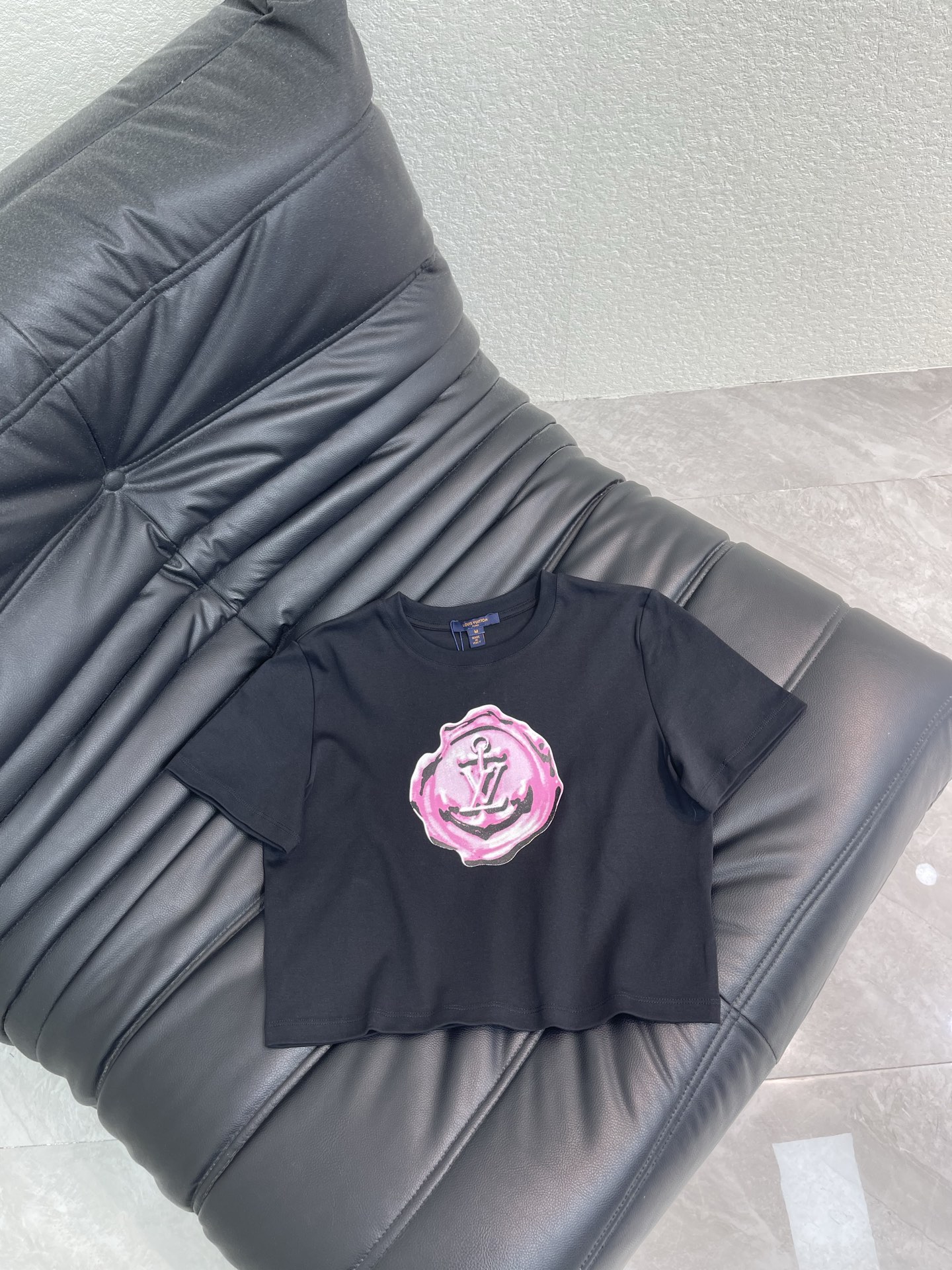 Women's short sleeves